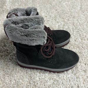Cougar Vanetta boots!